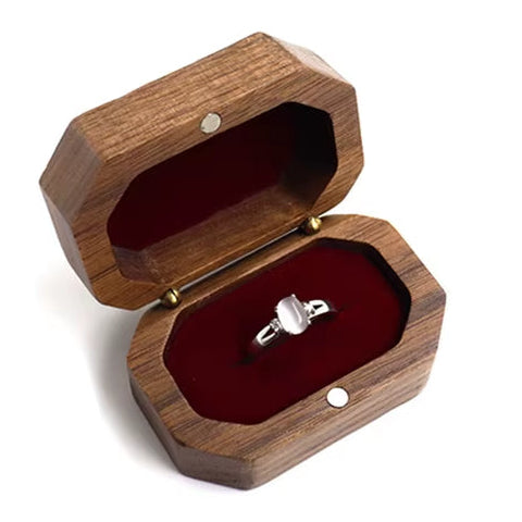 Wholesale Custom Octagonal Red Black Beige Velvet Lining Jewelry Packaging Wood Ring Box