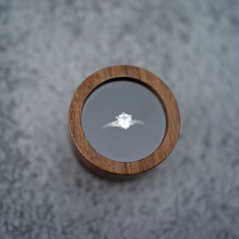 Wholesale Luxury Small Jewelry Gift Packaging round Wooden Wedding Ring Box with Window