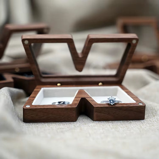 Wholesale Unique Luxury Walnut Pendant Earring Necklace Packaging Wooden Box for Ring Jewelry