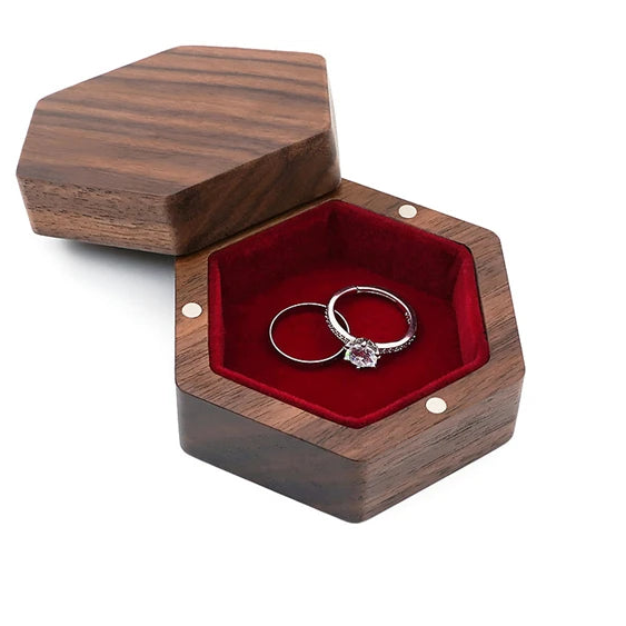 Luxury Hexagon Ring Case 