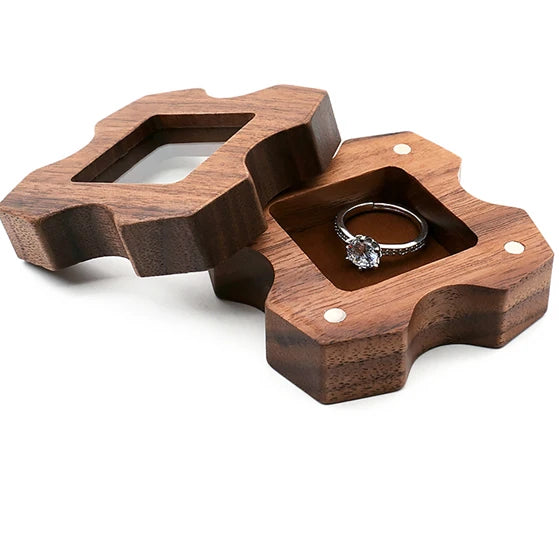 Luxury Necklace Pendant Case