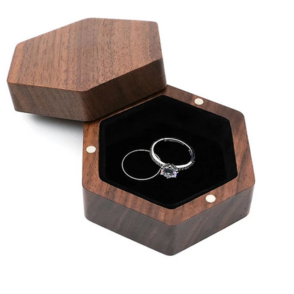 Luxury Hexagon Ring Case 