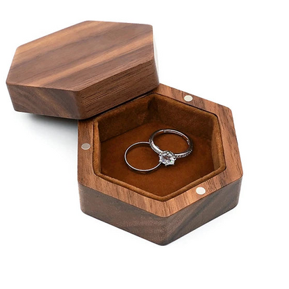Luxury Hexagon Ring Case 