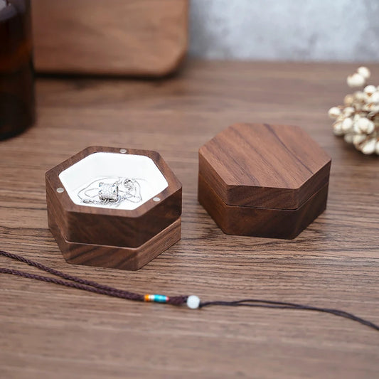 Luxury Hexagon Ring Case 